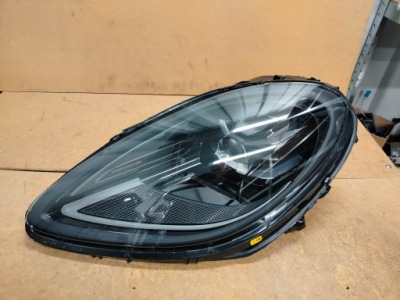Porsche macan lift full led excl ece rv лампа ліва idealna фото №1
