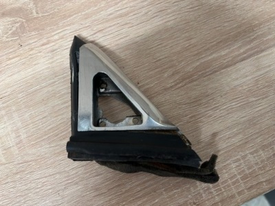 Mercedes 107 - хром дверь - направляющая фото №1