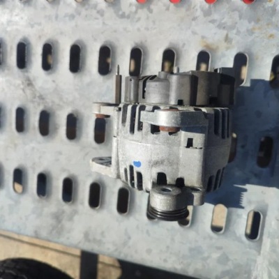 Vw seat skoda 1.4 генератор 110a 0369030 фото №1