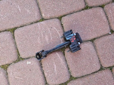 Ограничитель дверь правый перед proace city berlingo rifter combo e фото №1