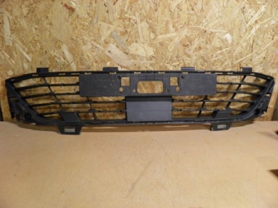 Решітка решітка  бампера перед renault clio v 622546955r оригінальний номер фото №1