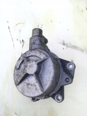 Насос вакуум audi vw 2.7 tdi akn 72218501 фото №1