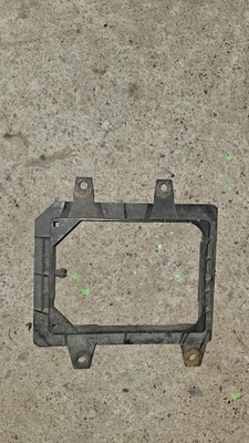 Кронштейн кронштейн противотуманной фары левый bmw e30 фото №1