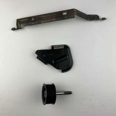 Защита кронштейн panamera 970 cayenne 4.8 m48.20 фото №1