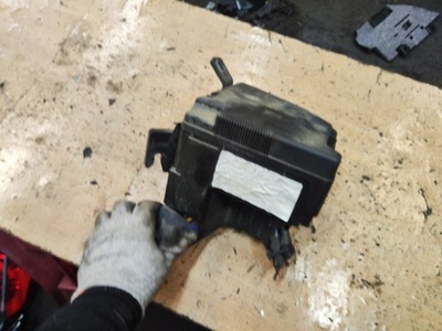 Ford fiesta mk7 коробка предохранителей 1.25 фото №1