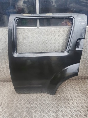 Nissan pathfinder iii двері ліва задня 82101-eb330 фото №1