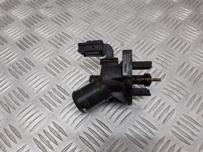 Корпус термостата ford mondeo mk3 1.8 16v фото №1