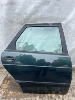 Saab 900 ii двері праве правий задня фото №1