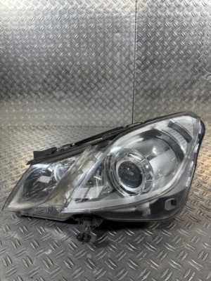 Mercedes w207 купе 09-13 лампа перед передня ліва 2078200159 фото №1