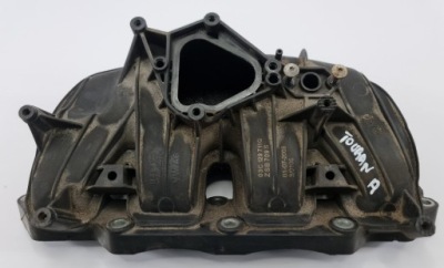 Колектор всмоктуючий vw touran 1.4 tsi 03c129711q фото №1