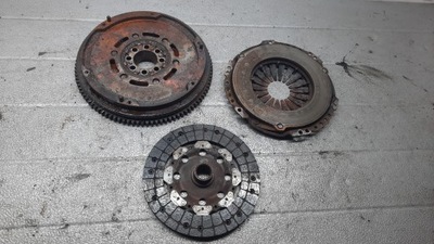 Сцепление toyota avensis t25 04r 2.0d kombi фото №1