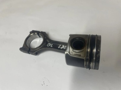 Mini clubman f54 поршень 1372329 2019 2000cm3 фото №1