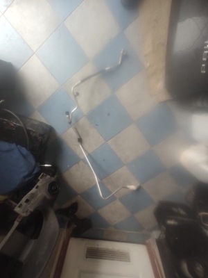 Audi q3- шланг кондиціонера 8u0820741d фото №1