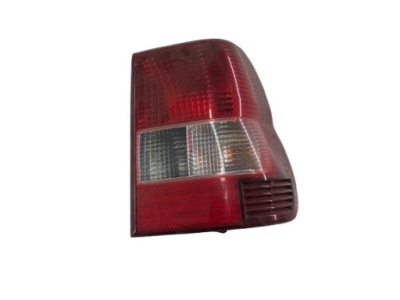 Mitsubishi pajero pinin лампа права задня фото №1