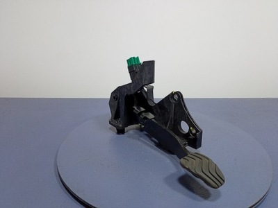 Renault clio v педаль тормоза механическая коробка передач 465014942rt фото №1