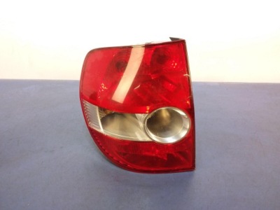 Vw fox i lift лампа задня ліва 5z0945095a фото №1