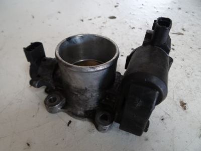 Дроссельная заслонка toyota avensis t25 2.2 192300-2010 фото №1