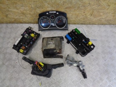 Бортовий комп'ютер набір імобілайзер opel astra iii 1.9 cdti 120km фото №1