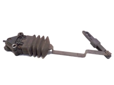 Renault premium dci клапан вирівнювальний 4640070060 фото №1