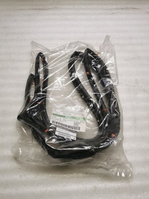 Nissan note e12 прокладка дверь правый перед oryg фото №1