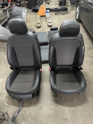 Opel astra j hb 5d сидіння заднє сидіння напівшкіра обшивки оббивка фото №1