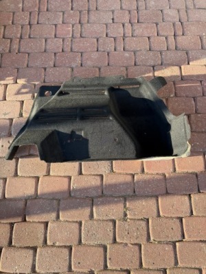 Обшивка материал багажника обивка правый задний  renault austral 849507002r фото №1