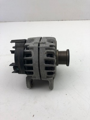 Renault megane iv gt 1.2 tce генератор 231008040r фото №1