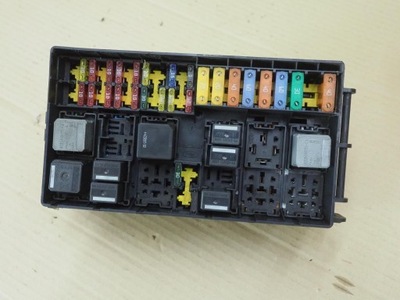 Коробка предохранителей ford transit 518899000 фото №1