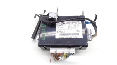 Модуль блок управления bcm kia ceed ii 95400-a2881 фото №1