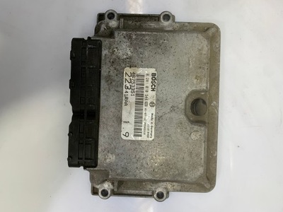 Бортовий комп'ютер бортовий комп'ютер fiat оригінальний номер 0281010344 фото №1