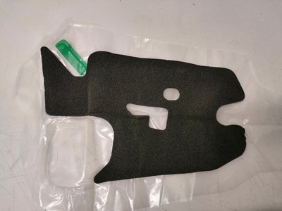 Toyota пена шумоизоляция левый перед 67832-02410 фото №1