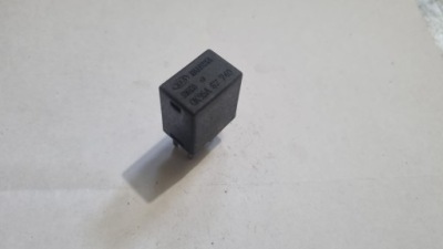 Реле ok95a67740 kia carnival фото №1