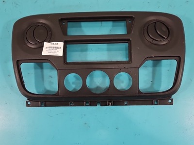 Решётка обдув средняя renault master iii 10-19 682600025r фото №1