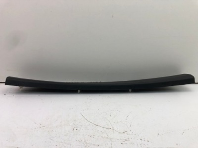 Toyota c-hr защита молдинг крышки багажника 64790-f4010 фото №1