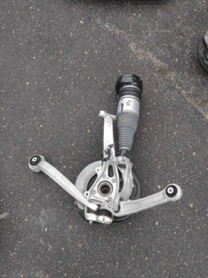 Поворотний кулак ступиця лівий перед ліва передня амортизатор touareg 3 4m0407559 фото №1