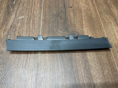 Молдинг бампера лівий задня porsche cayenne 9y0 9y0807819a фото №1