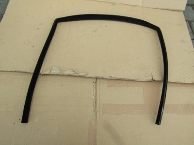 5 mercedes w124 прокладка стекло дверь правый задний  sedan фото №1