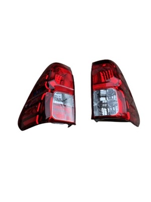 Toyota hilux viii лампи задні ліва права фото №1