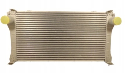 Интеркулер toyota auris corolla d-4d 2007-2013 фото №1