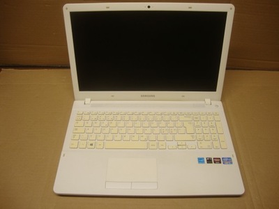 Samsung 370R i5/8GB/1000GB Ati OK