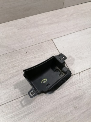 Carrera заглушка бампер правий перед 992807230 фото №1