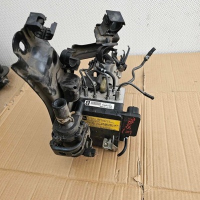 Toyota prius ii 2 блок управления насос abs фото №1