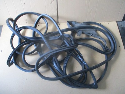 Ущільнювачі двері багажника honda jazz iii 3 комплект фото №1