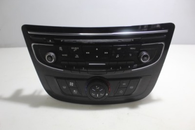 Панель управление радио обдув peugeot 508 i фото №1