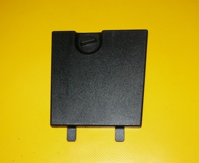 Захист заглушка лампи правий задня внутрішня audi a8 d2 lift 99-02 4d1863508b фото №1