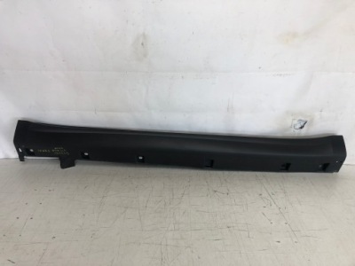 Молдинг порог suzuki vitara iii 2015rok правая сторона фото №1