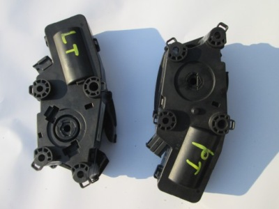 Skoda superb ii моторчик підйому кришки 2008 r фото №1