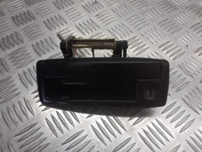 Ручка крышки багажника mitsubishi lancer vii 2.0 фото №1