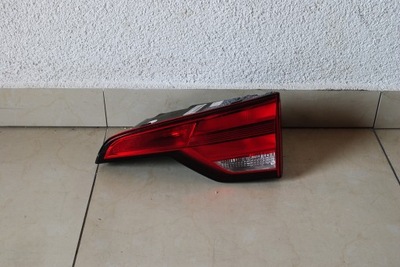 8w9945076 лампа w кришка правий задня a4 b9 8w kombi фото №1