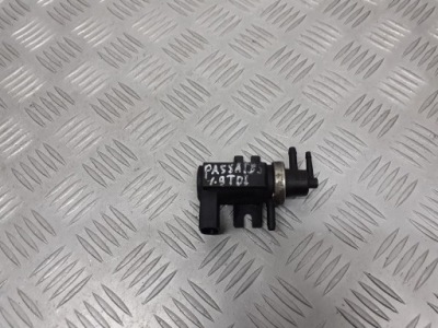 Клапан вакуумa vw passat b5 1.9 tdi 1j0906627 фото №1